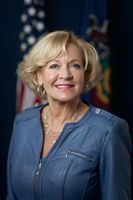 Official portrait of Lisa Boscola