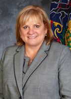 Official portrait of Tracy Pennycuick