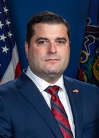 Official portrait of Devlin Robinson
