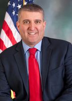 Official portrait of Frank Farry
